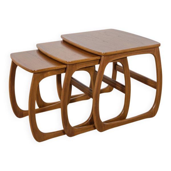 Tables gigognes en teck du milieu du siècle de Parker Knoll, Royaume-Uni, années 1960.