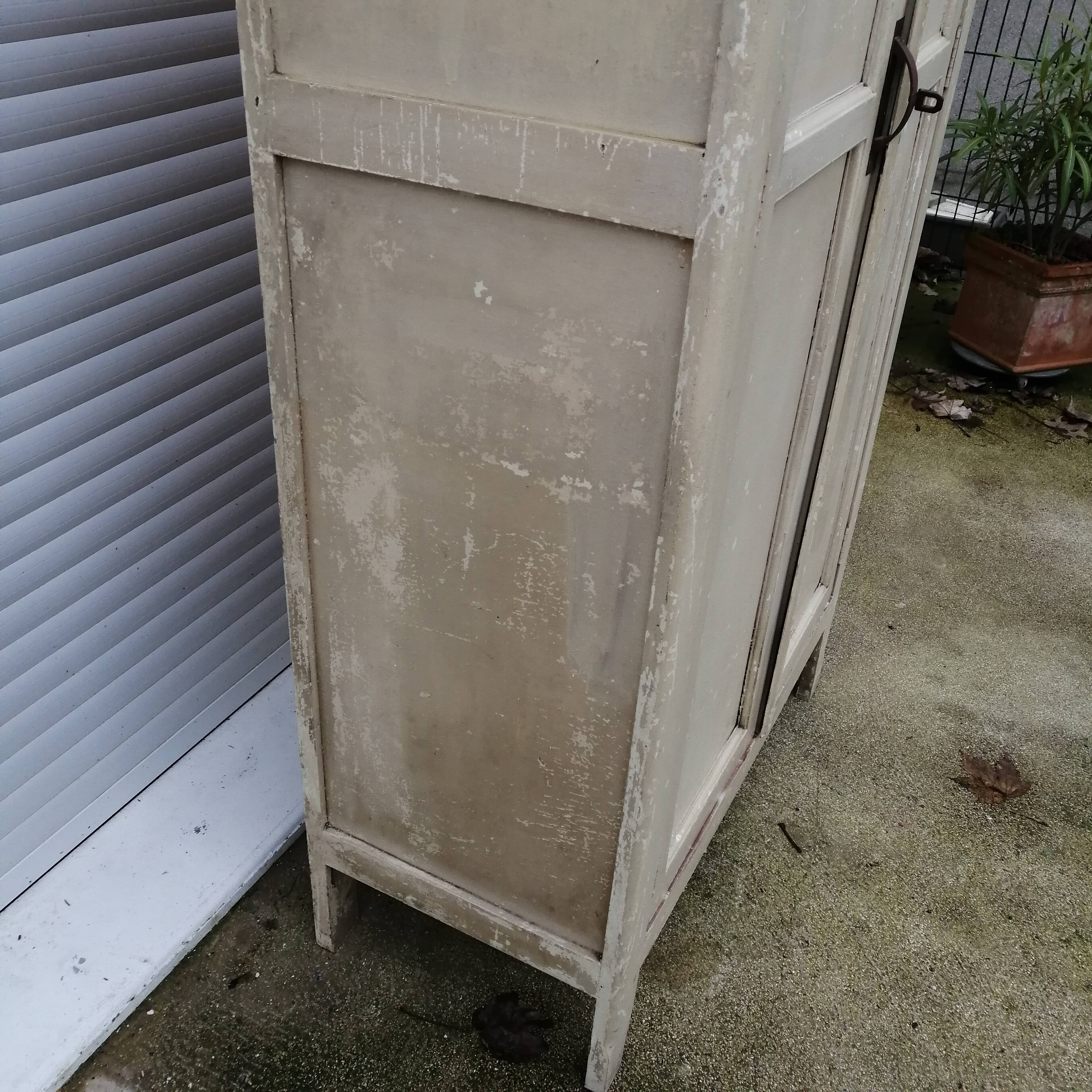 Parisian wardrobe 50s