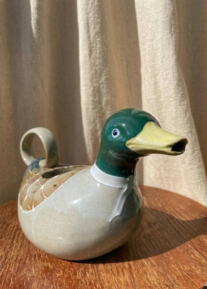 Duck barbotine carafe
