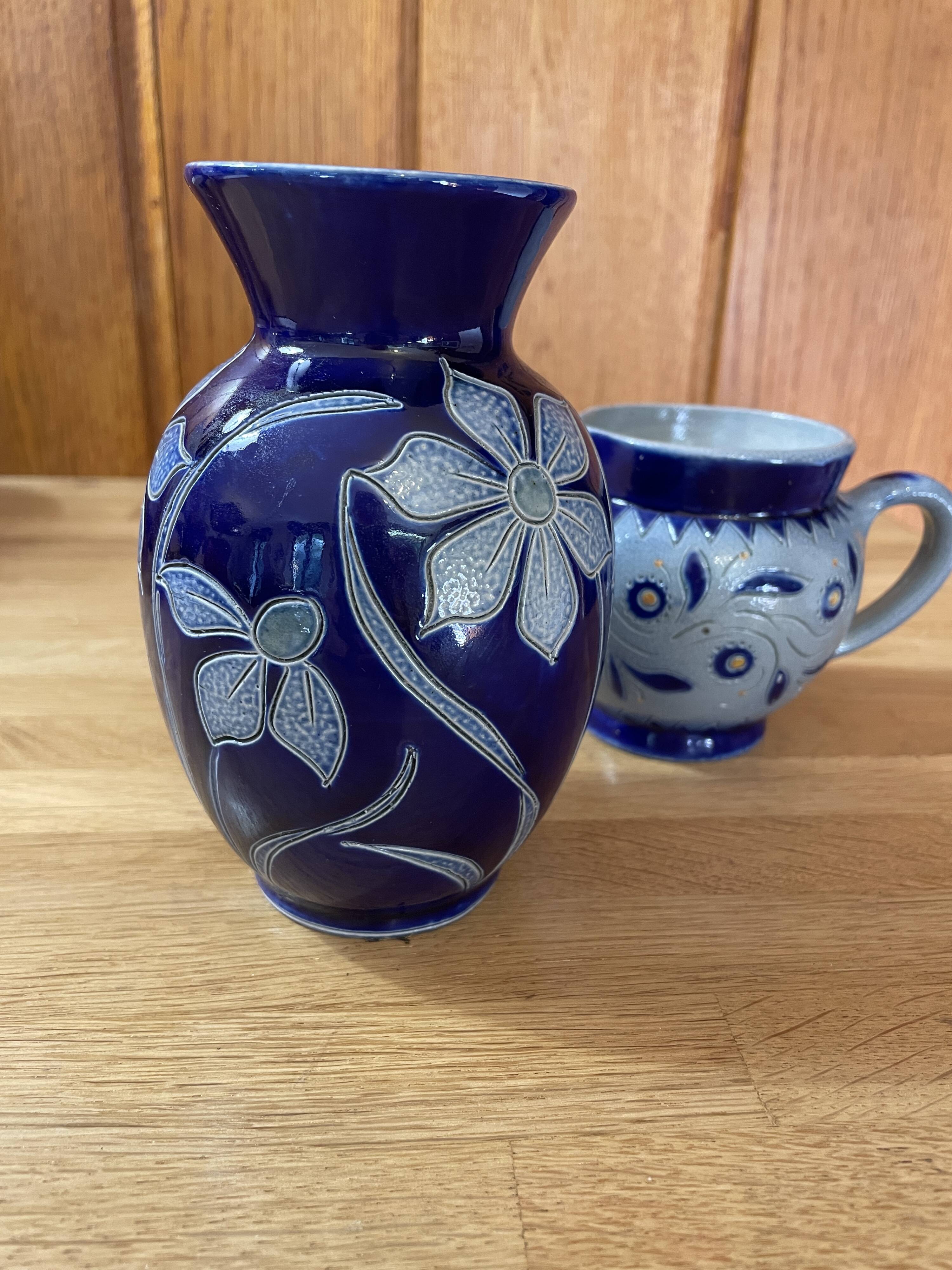 Lot deux petits vases gres d'alsace betschdorf schmitter décor floral