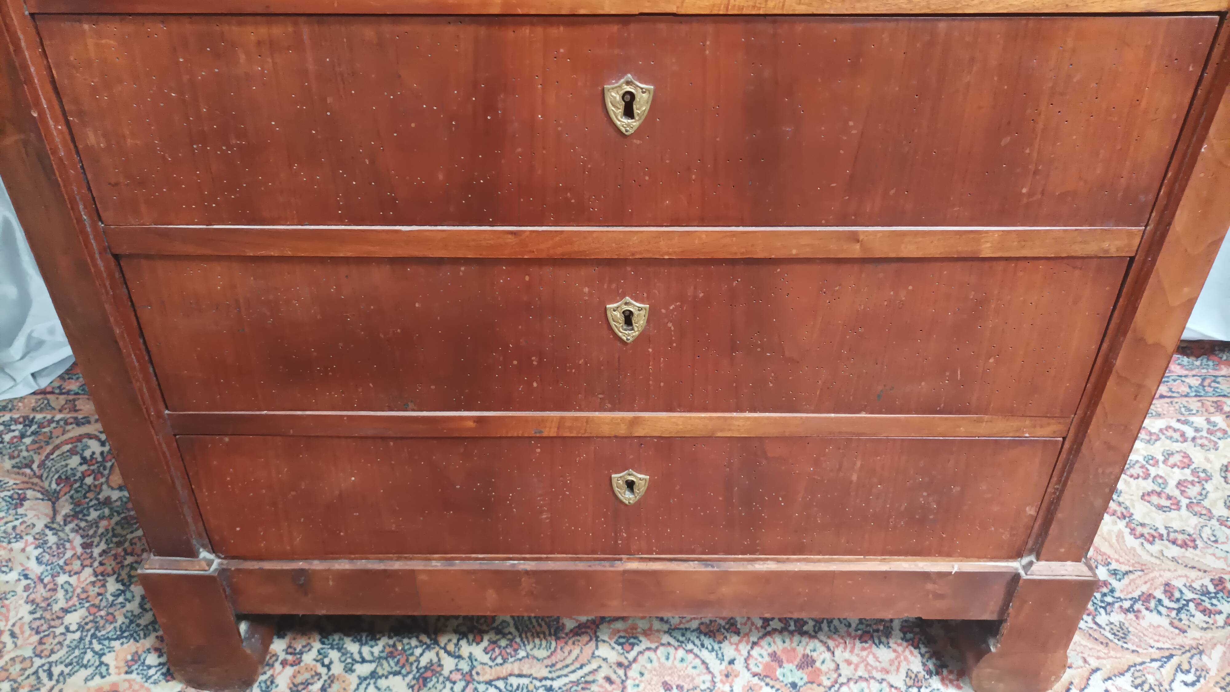 Secrétaire époque Restauration en noyer