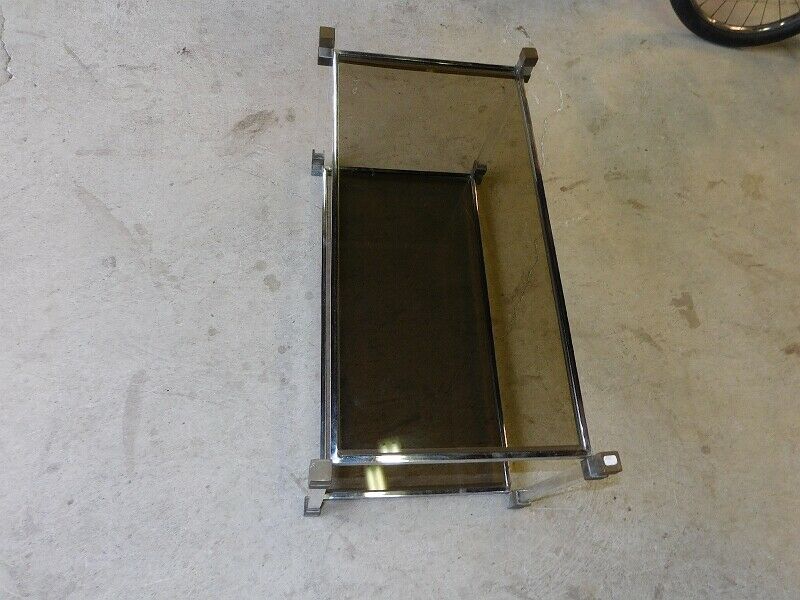 Table basse en verre et chrome 1970