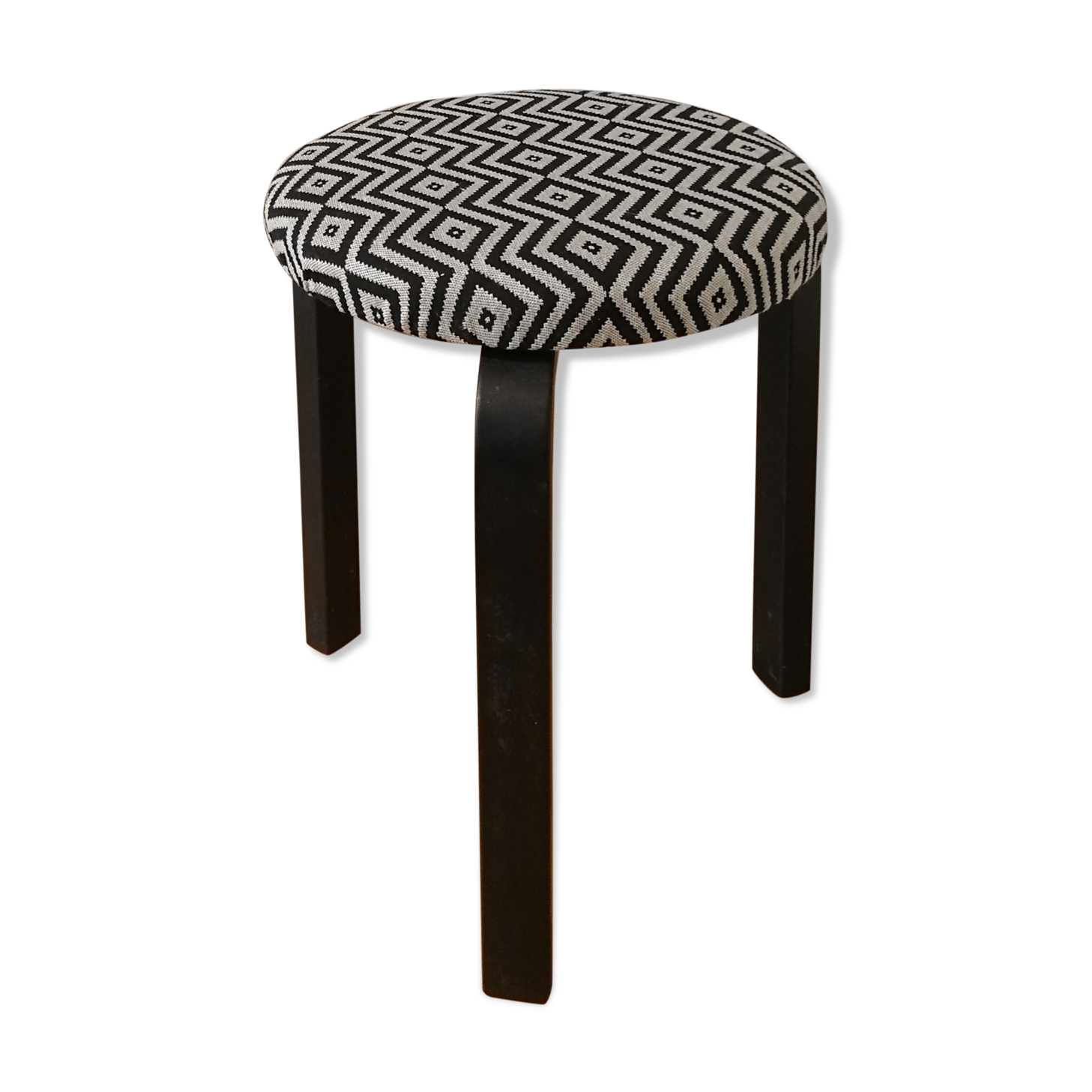 Tabouret E60 d'Alvar Aalto édité par Artek