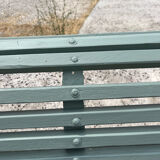Bench made of metal and wood