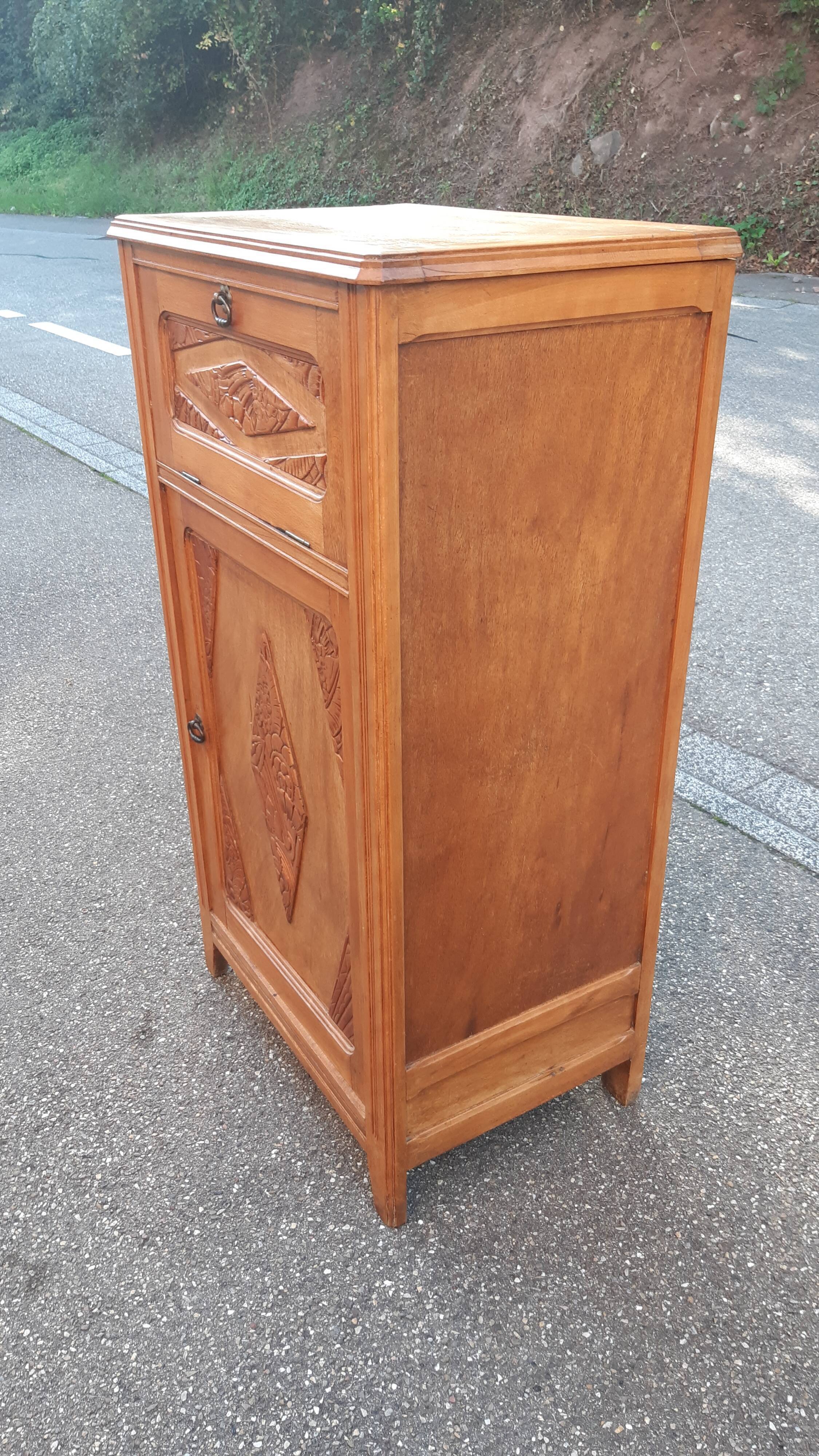 Art deco hi-fi cabinet