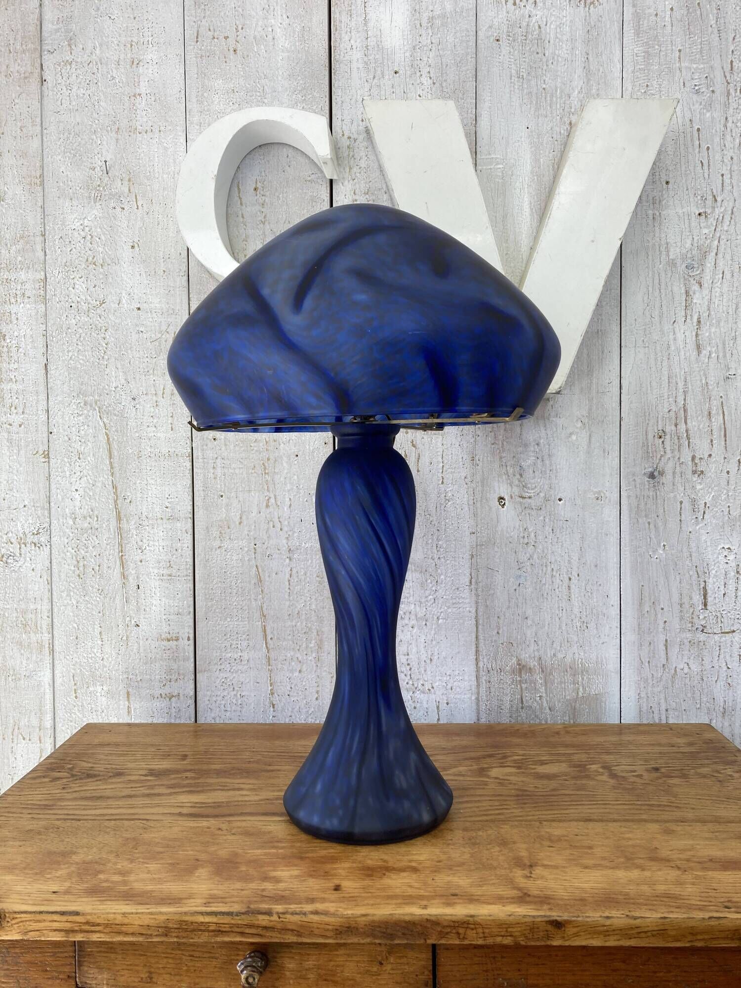 Mushroom lamp