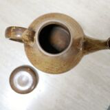 Théière vintage en grès