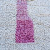 Handmade pure wool rug, size 140 x 260 cm.