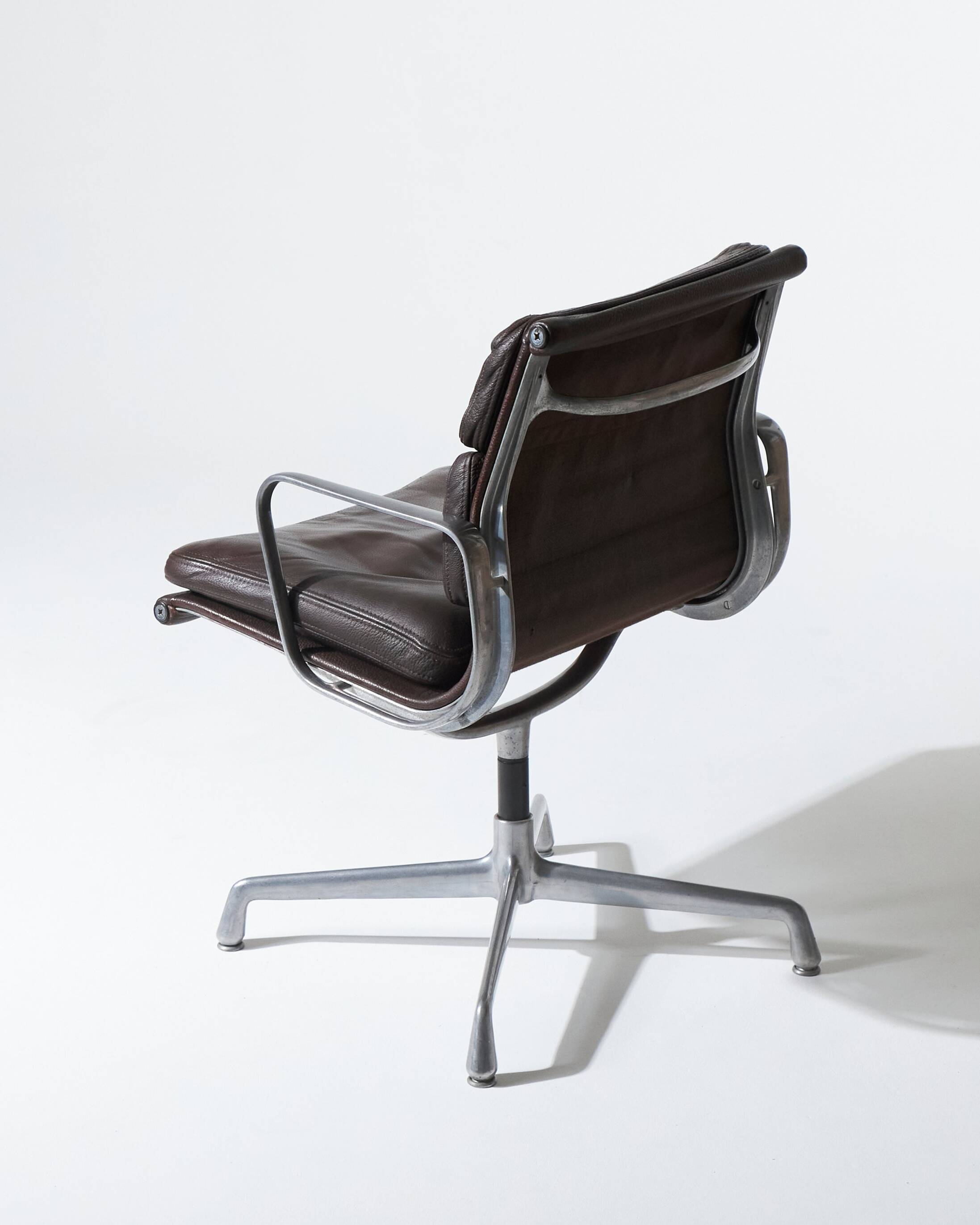 Pair of brown leather sofa pads, Herman Miller, 1970s