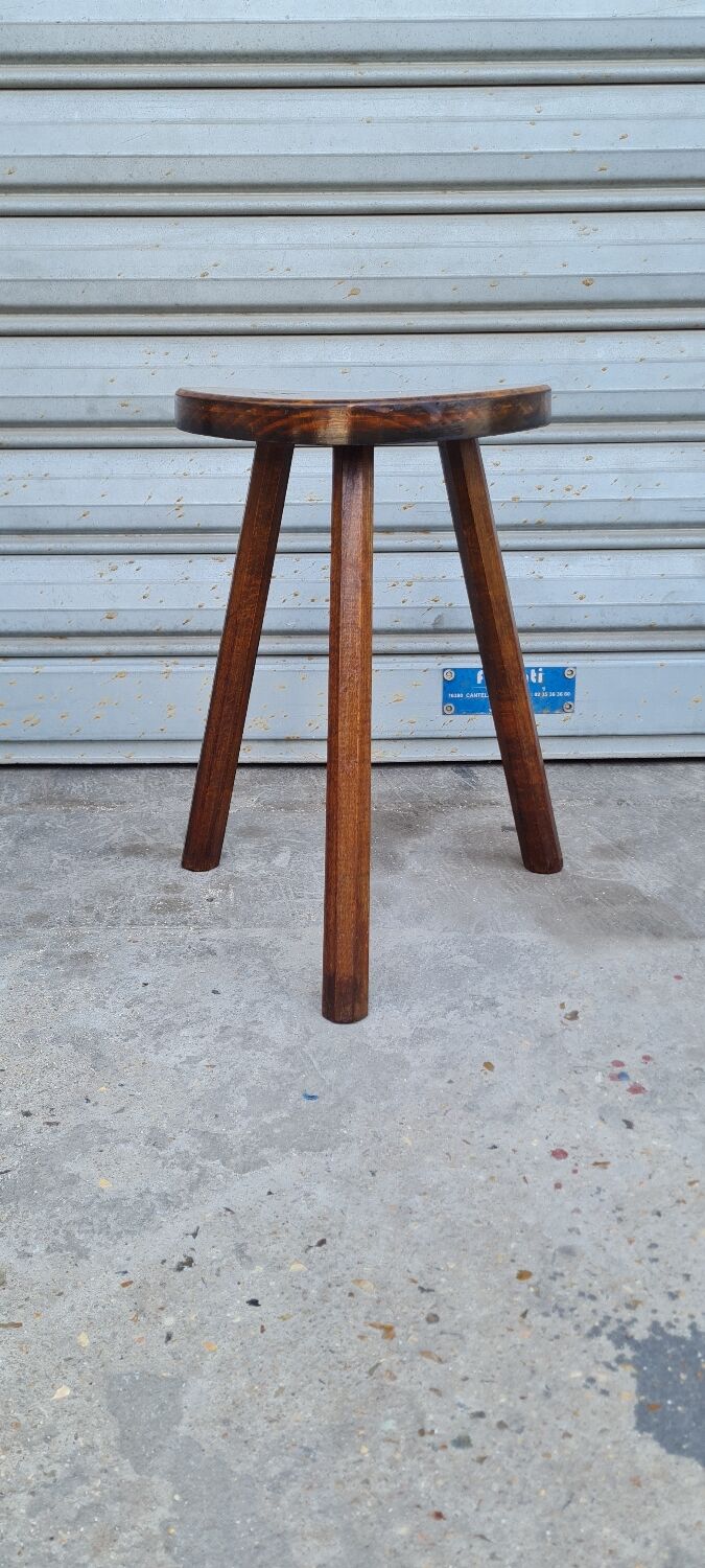 Tripod stool