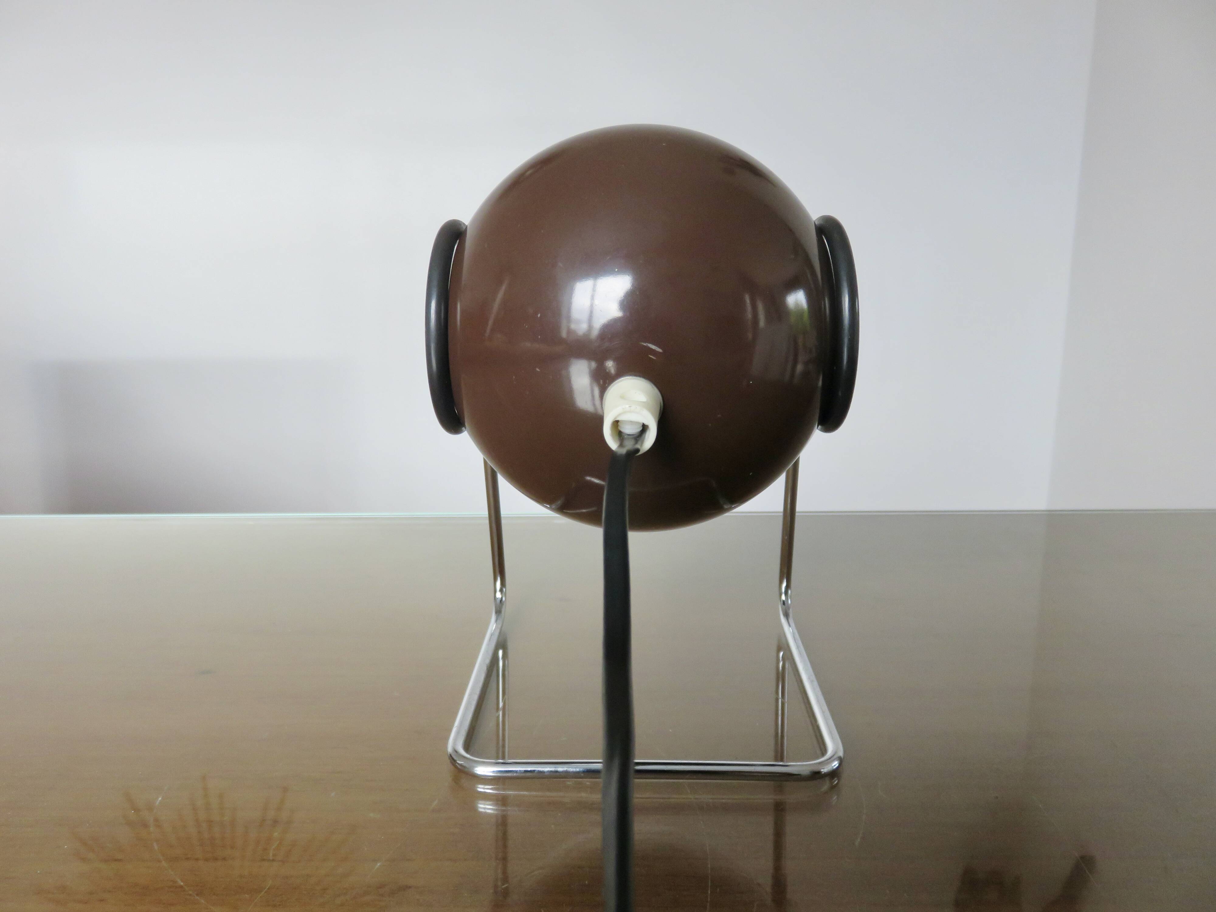 "Eye ball" table lamp from the 70s
