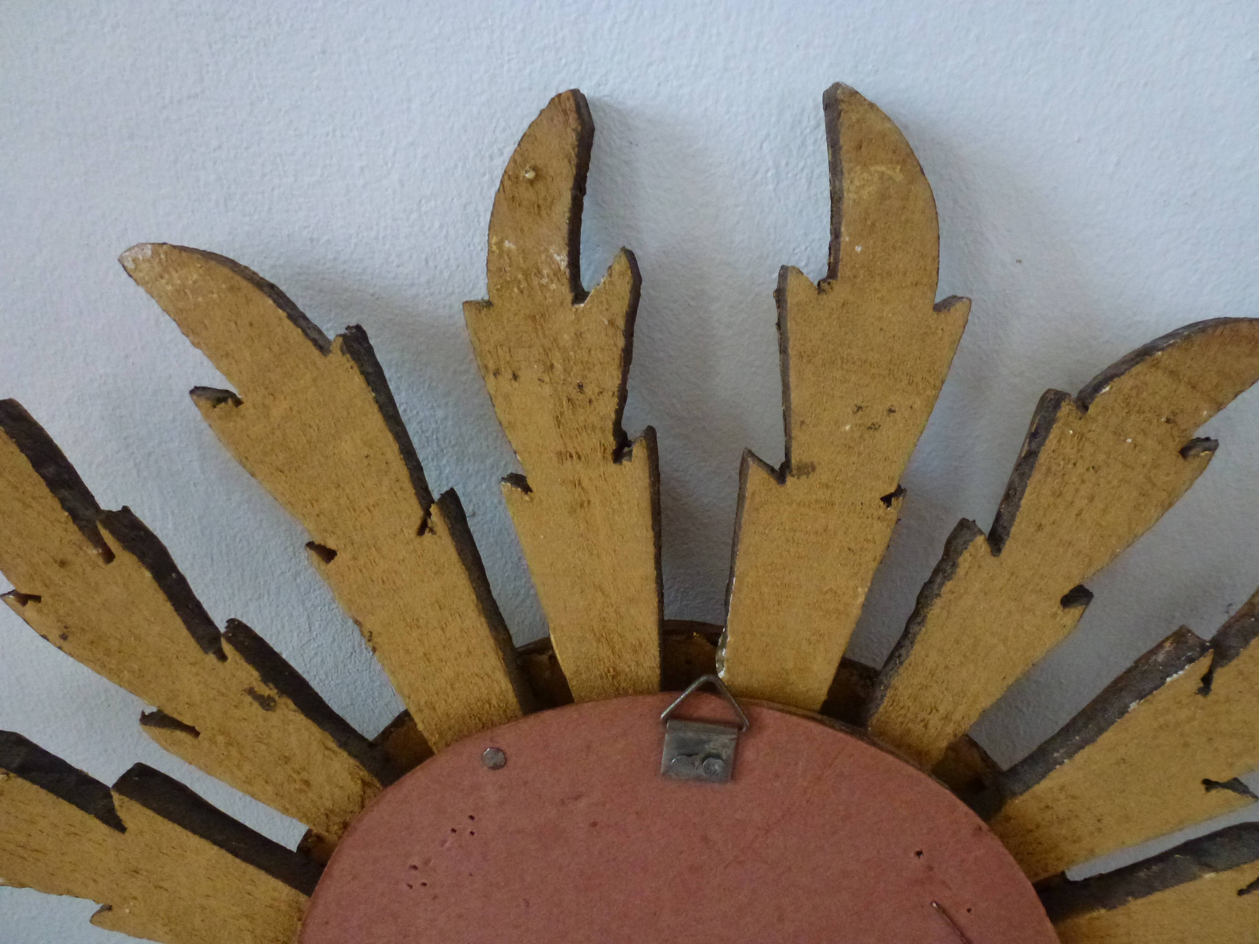 Mirror sun in gilded wood carved 60s, 28 cm