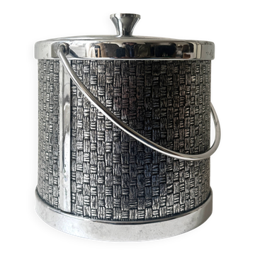 Grand seau à glace moderniste en métal chromé à décor texturé, design 1970