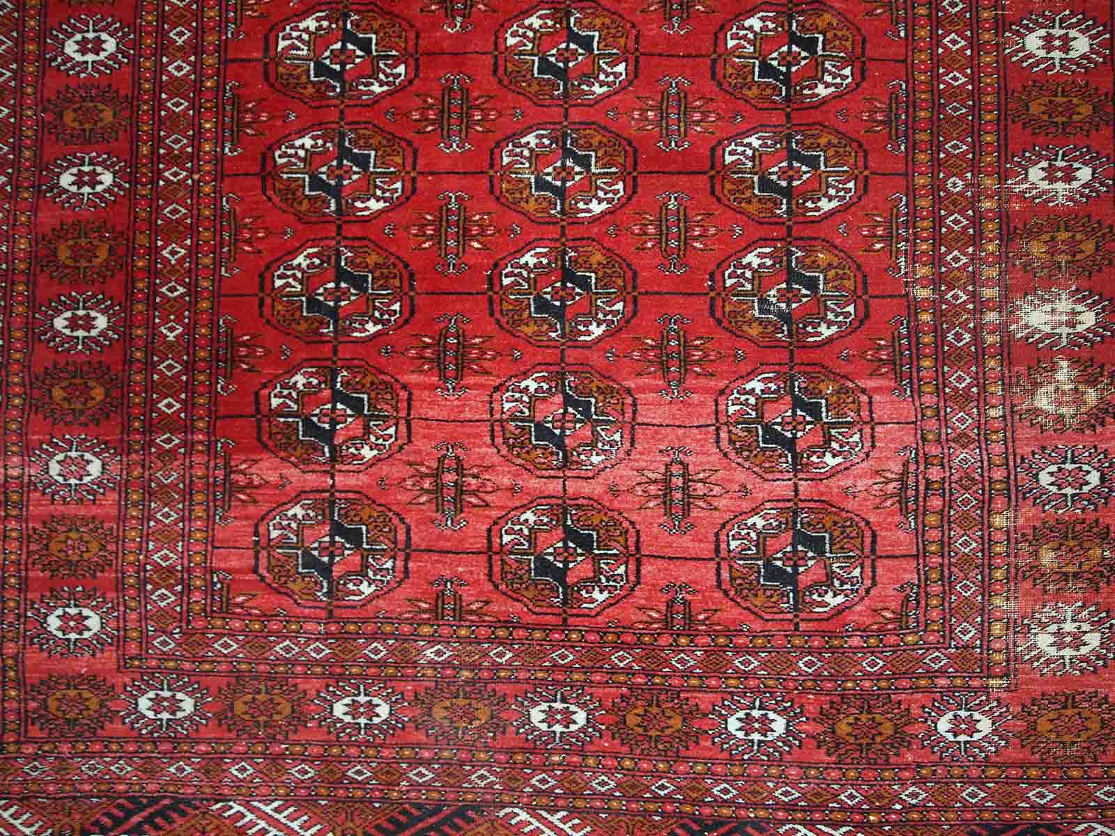 Vintage Pakistani carpet Tekke handmade 127cm x 180cm 1960s, 1C598