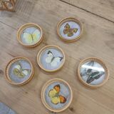 6 coasters and 2 Japanese trays