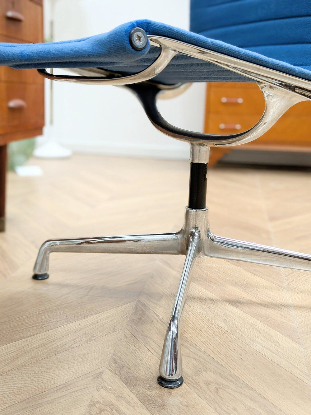 Chaise de bureau Charles et Ray Eames