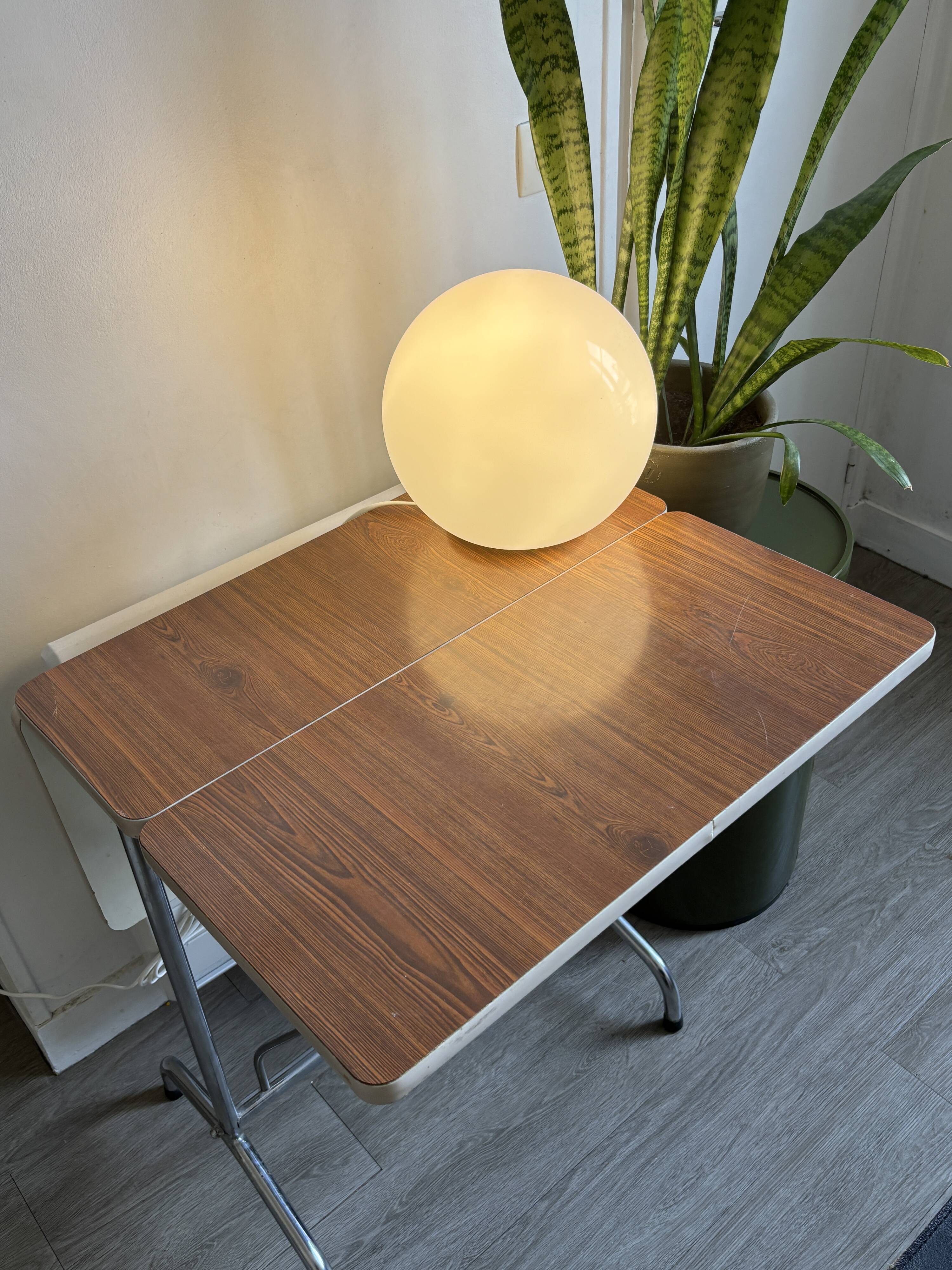Formica table