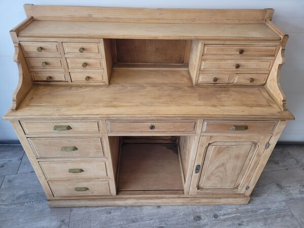 Comptoir de pharmacie