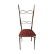 Chaise en métal doré
