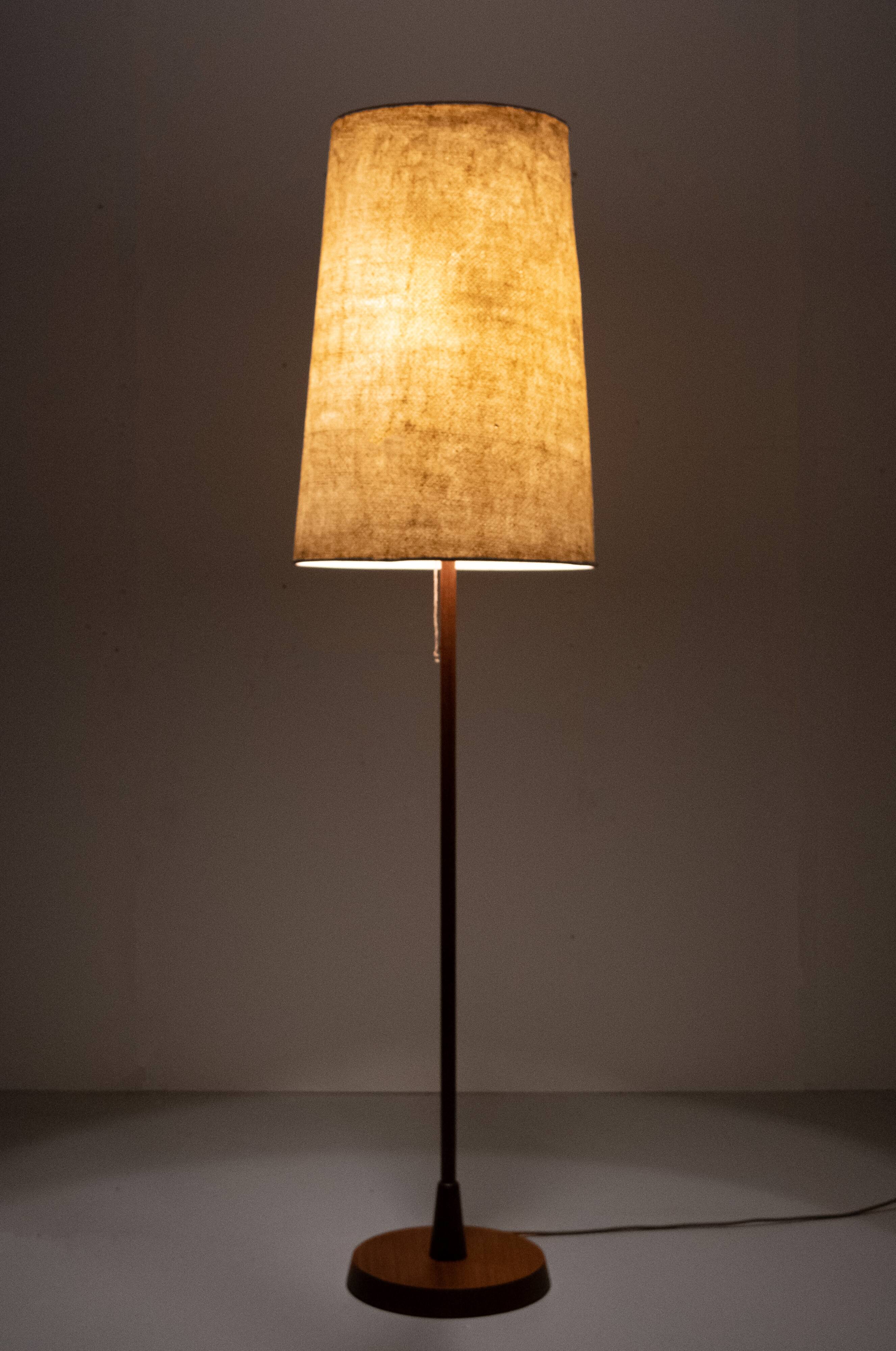 Lampadaire en teck Temde, années 1960