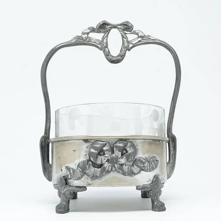 Sucrier Art Nouveau, en laiton argenté, Pologne, années 1920