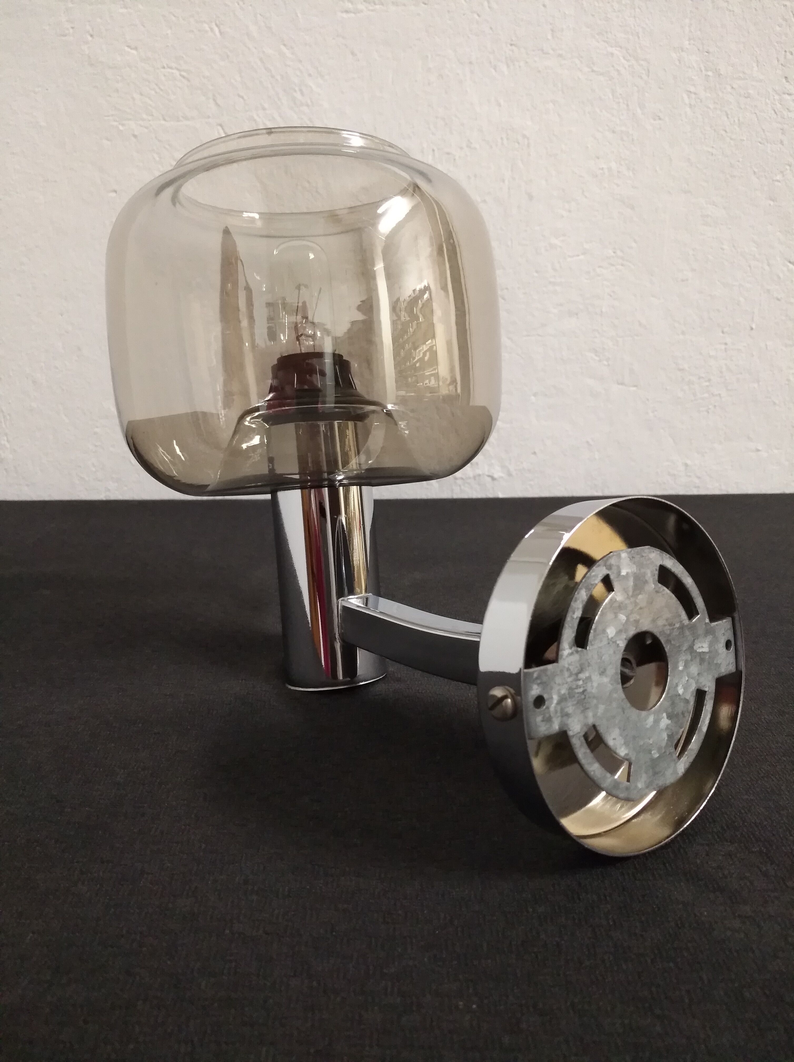 Pair of 70s wall light