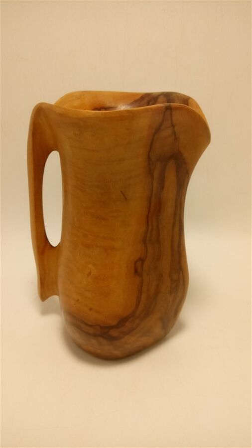 Pichet en bois