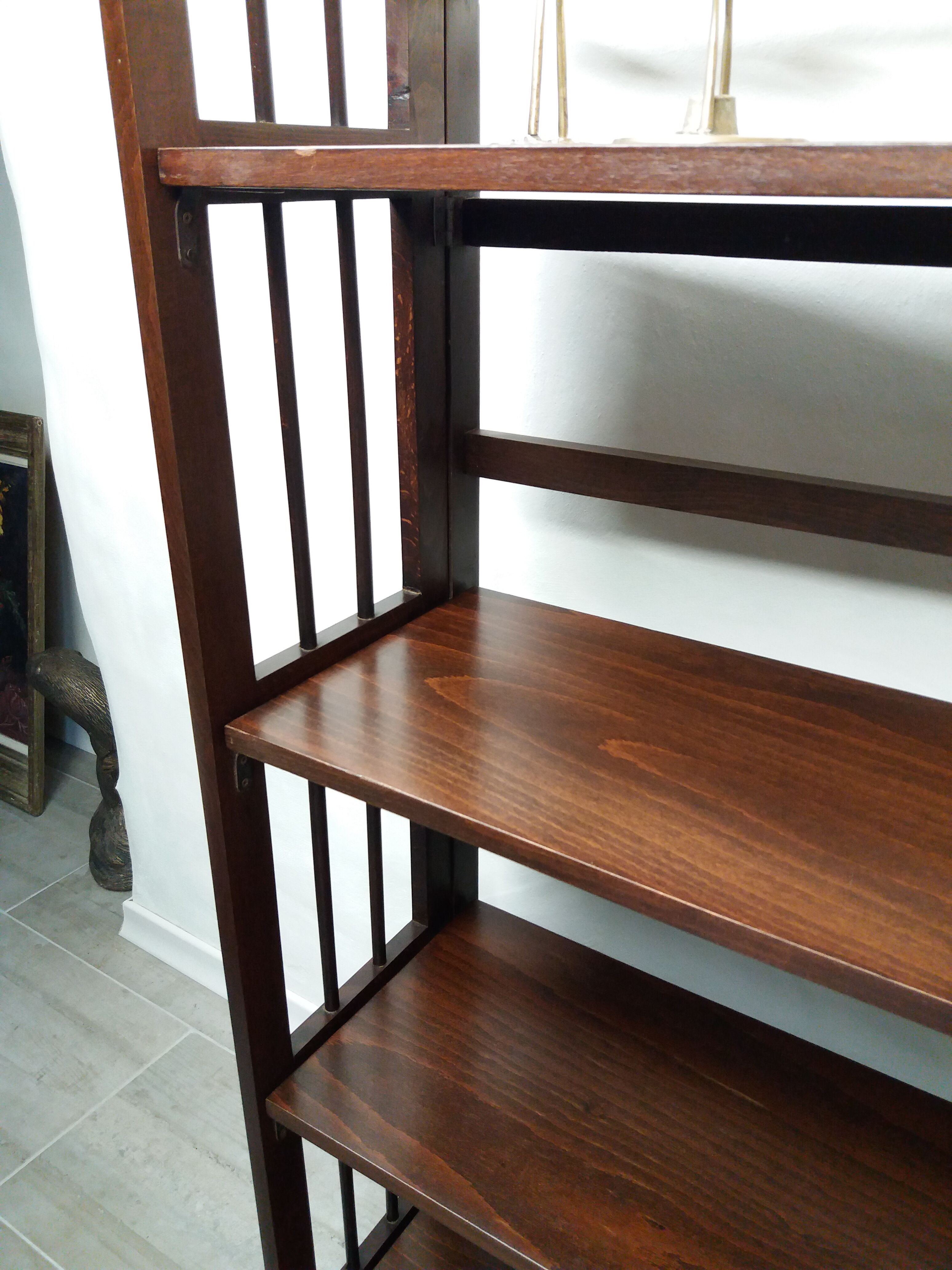 Bookseller's shelf 70s