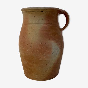 Old sandstone pitcher pot