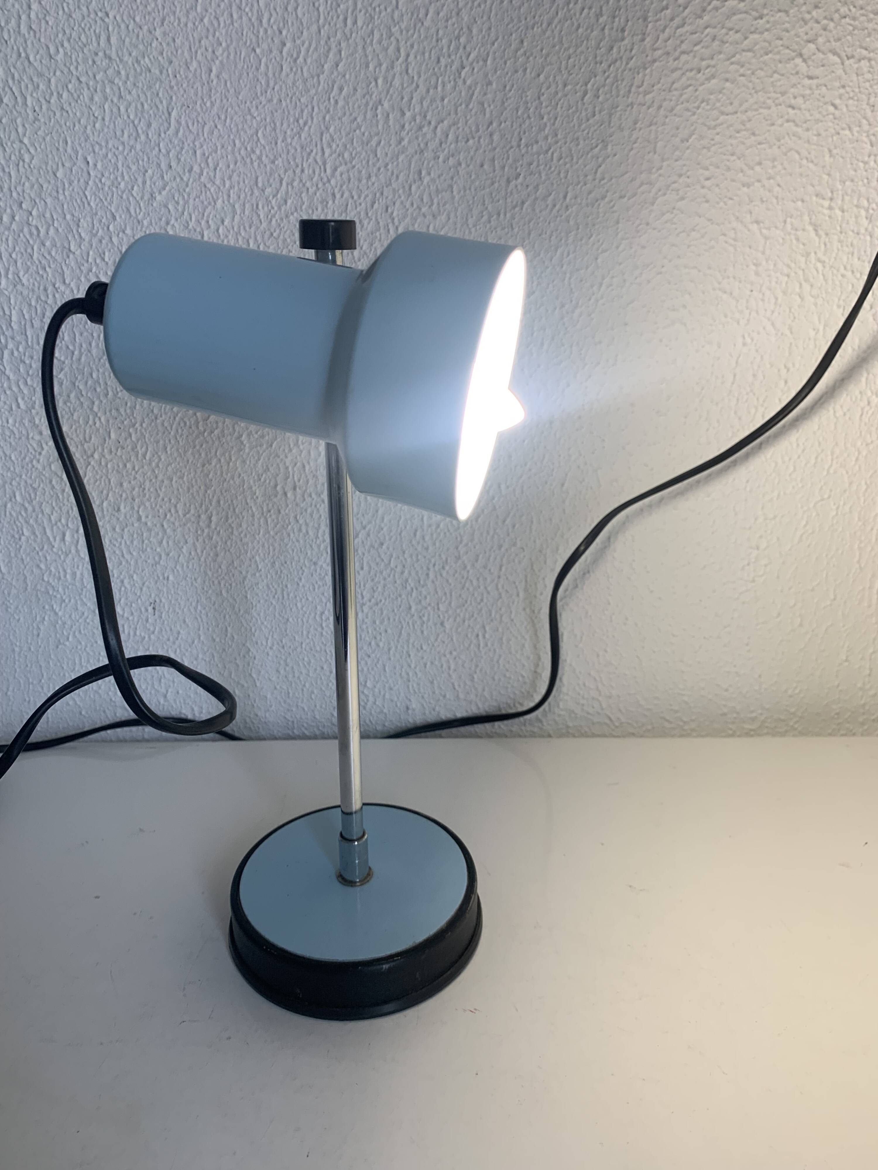 Vintage 1960s Veneta Lumi desk lamp, sky blue - 30 cm