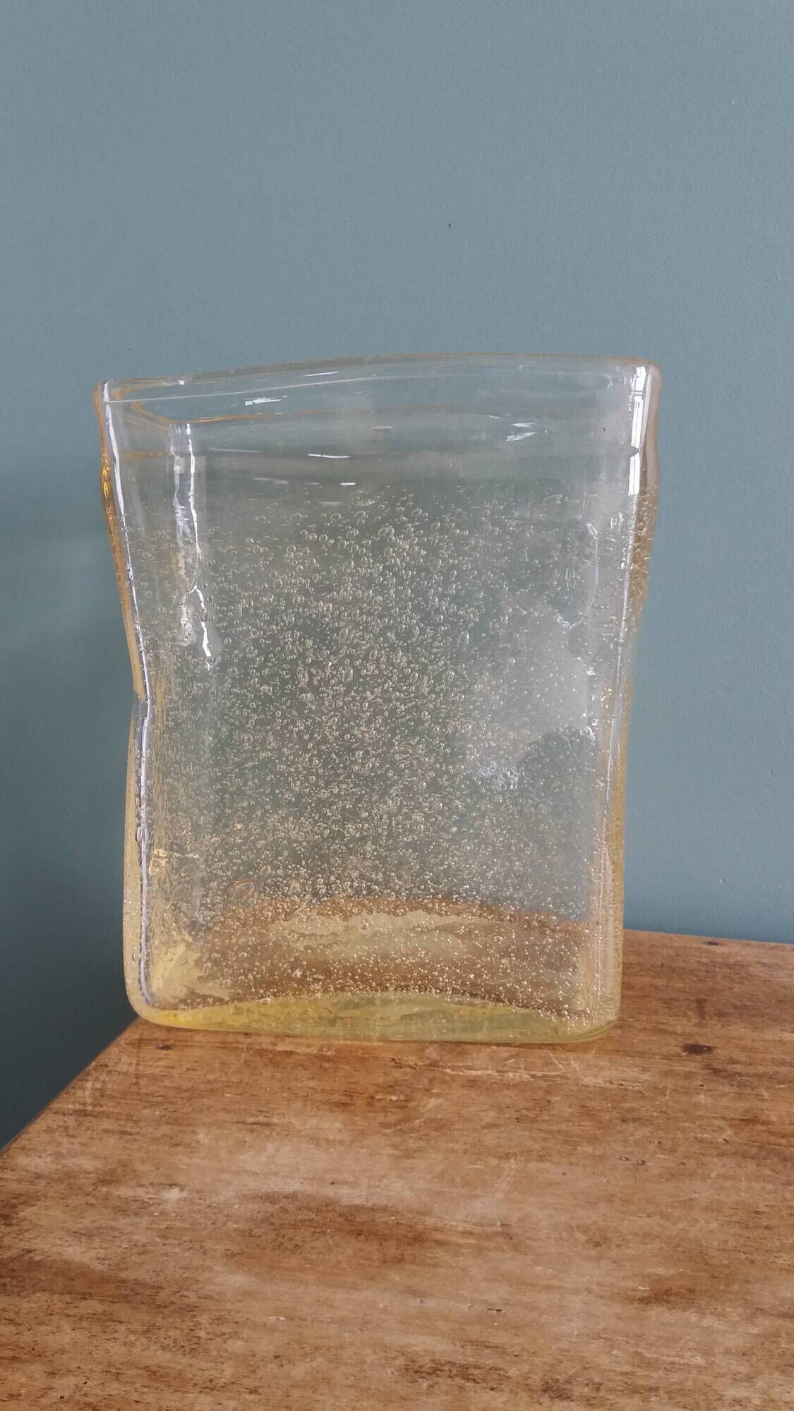 Bubble glass vase