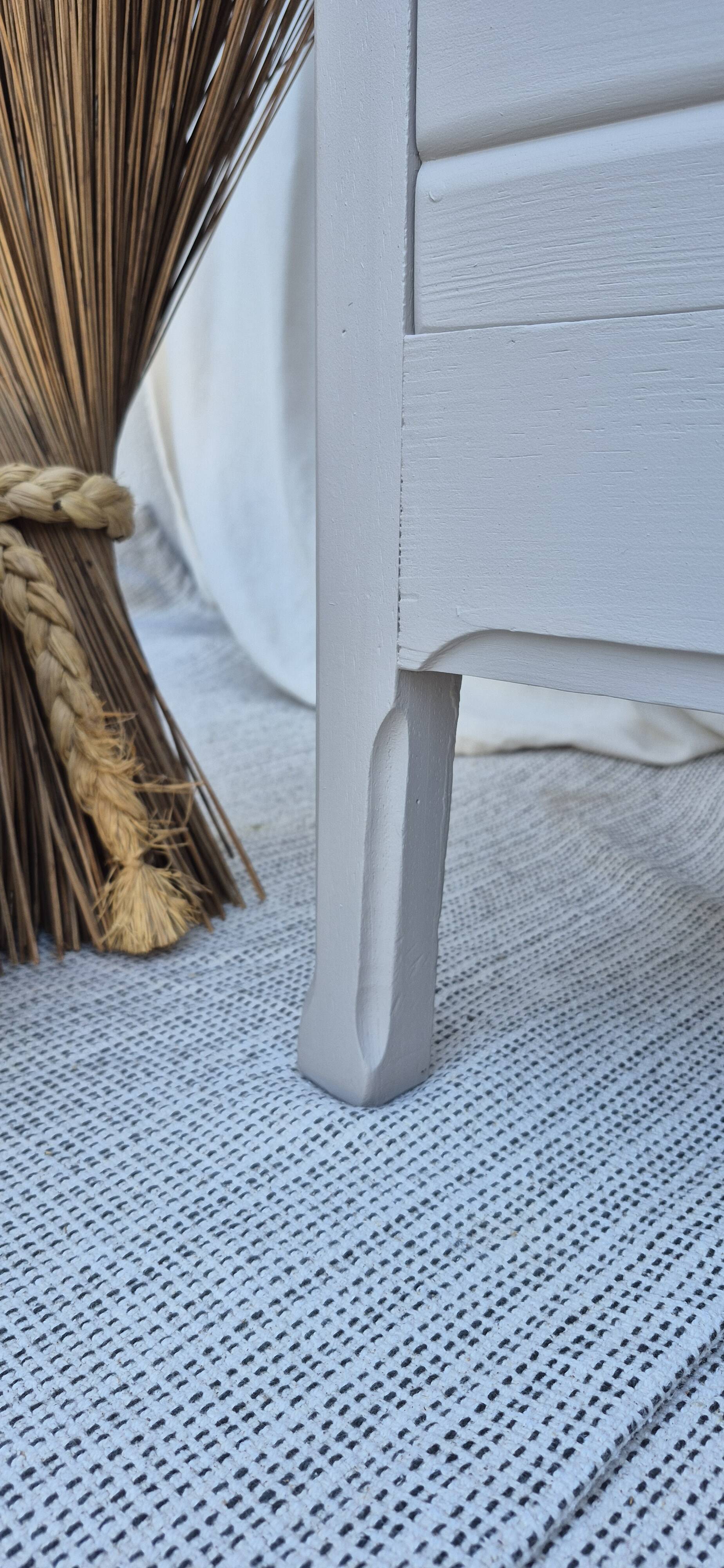 Armoire Parisienne d'hôtel