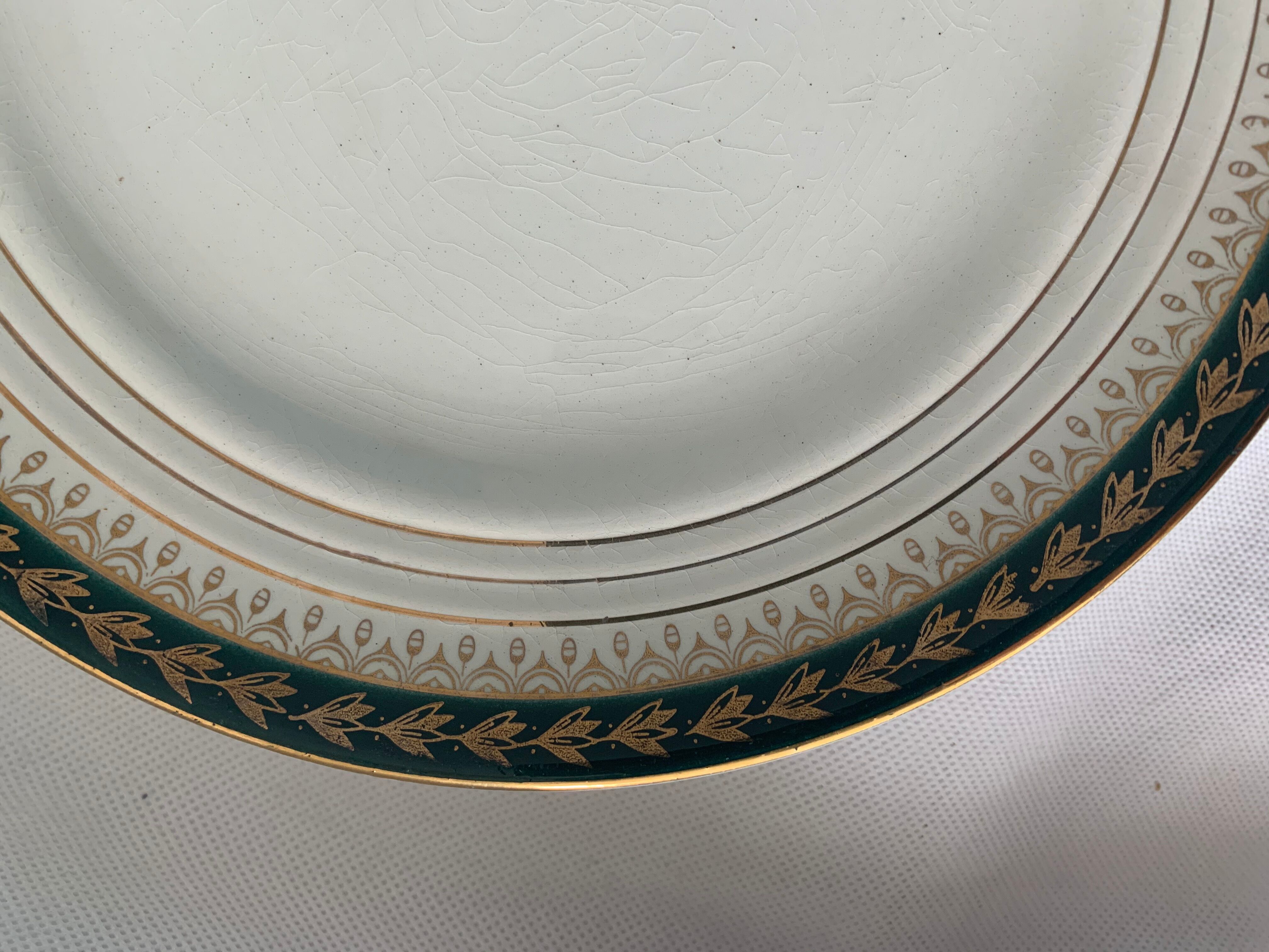 8 dessert plates in golden porcelain and saint Amand Ceranord