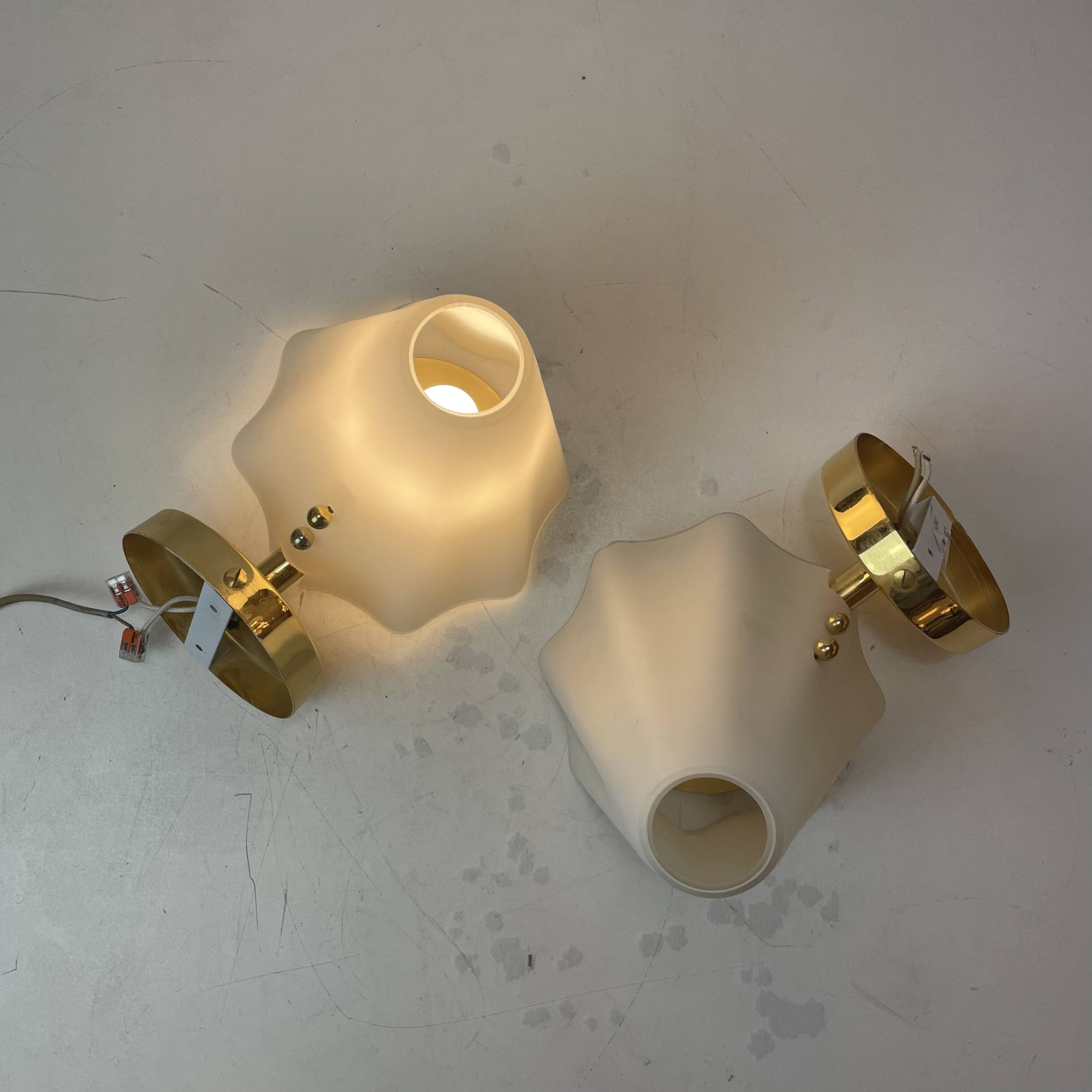 Pair of Murano Glass Wall Lamps, Italy, 1980s