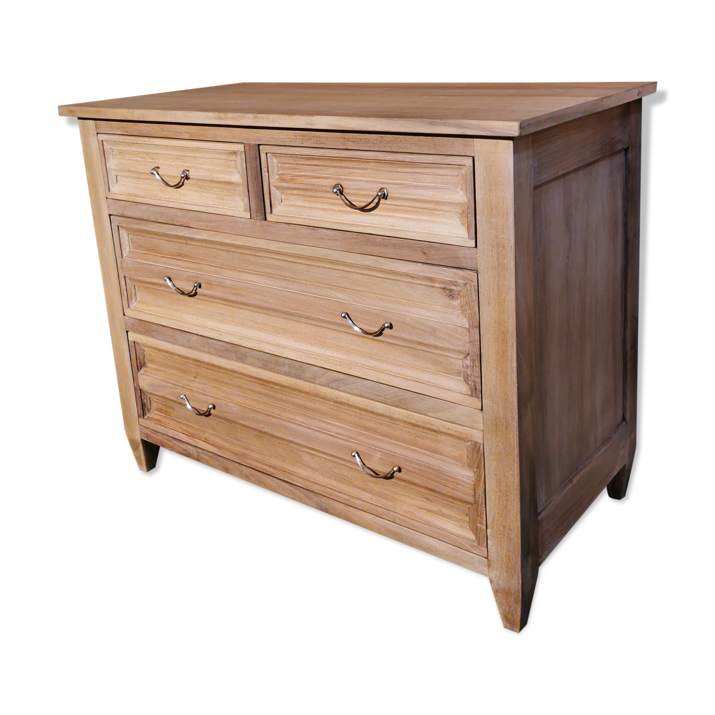 Oak chest of drawers