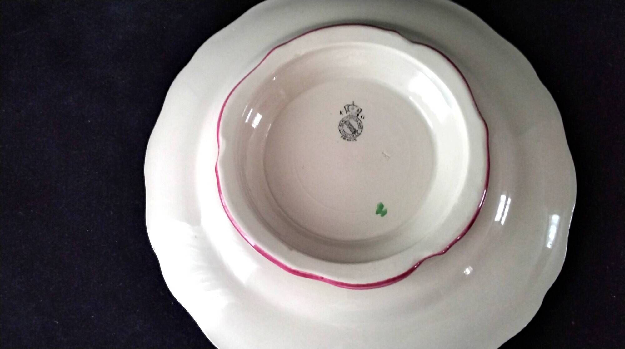 Compote dish, footed bowl in half porcelain from Lunéville KG.