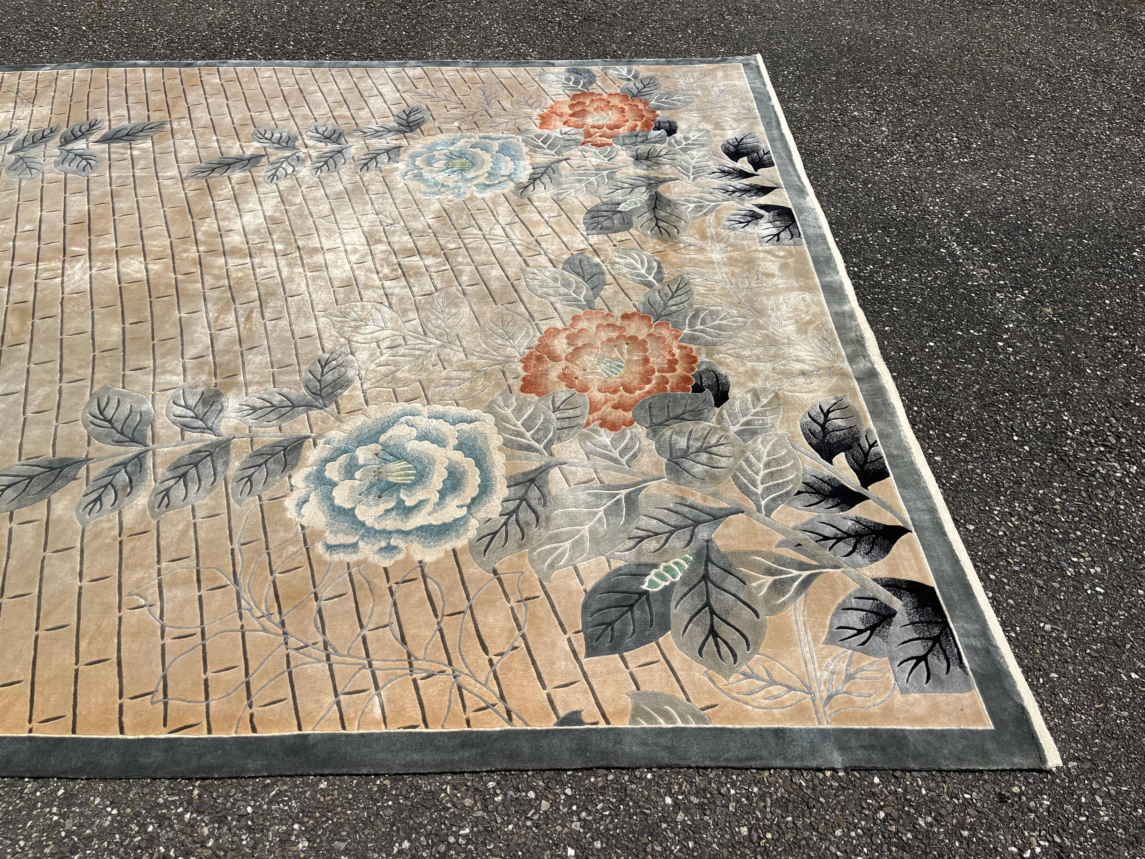 Art Deco rug 350x247 cm