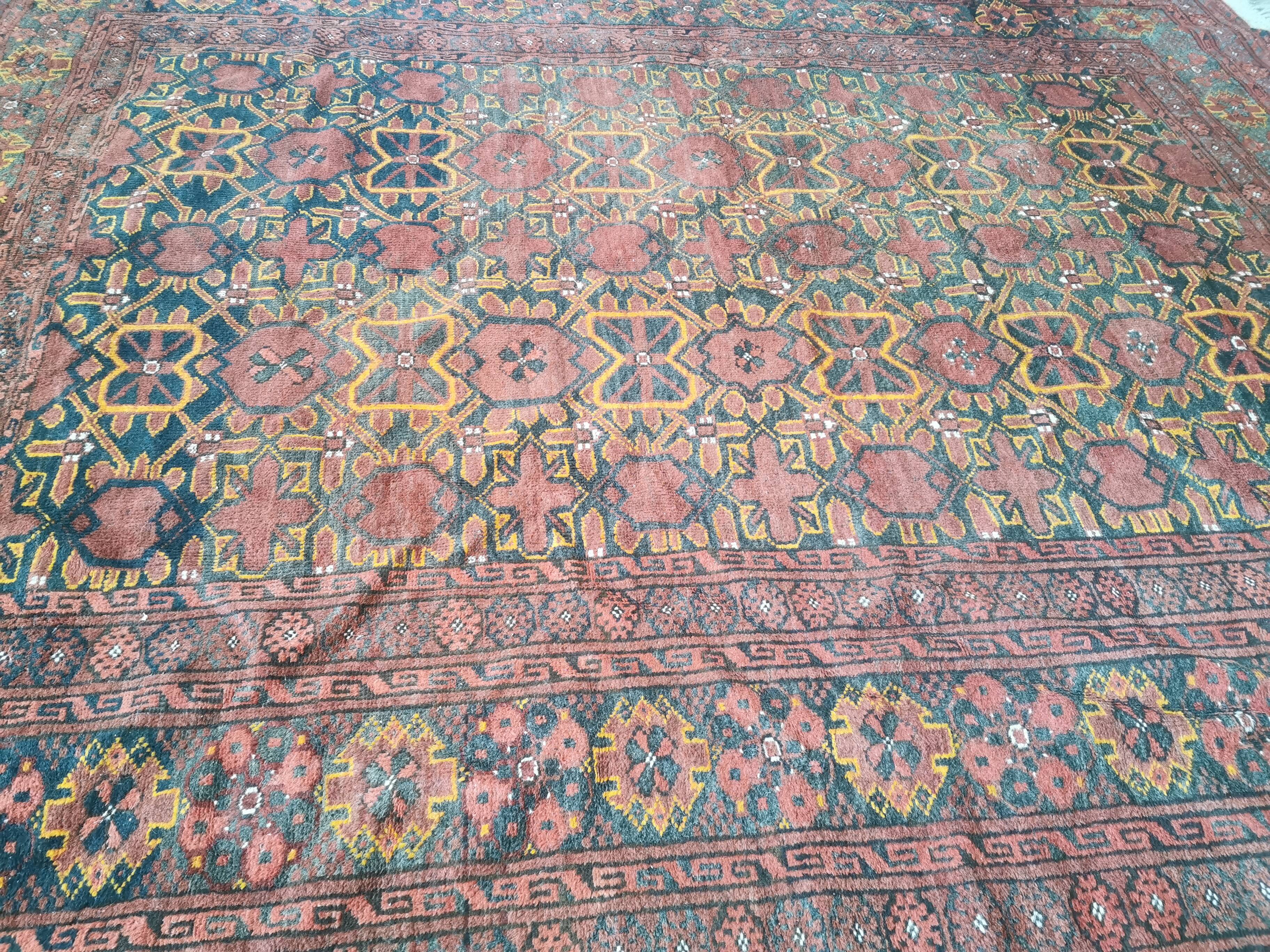 Large handmade Persian rug 310/230 cm
