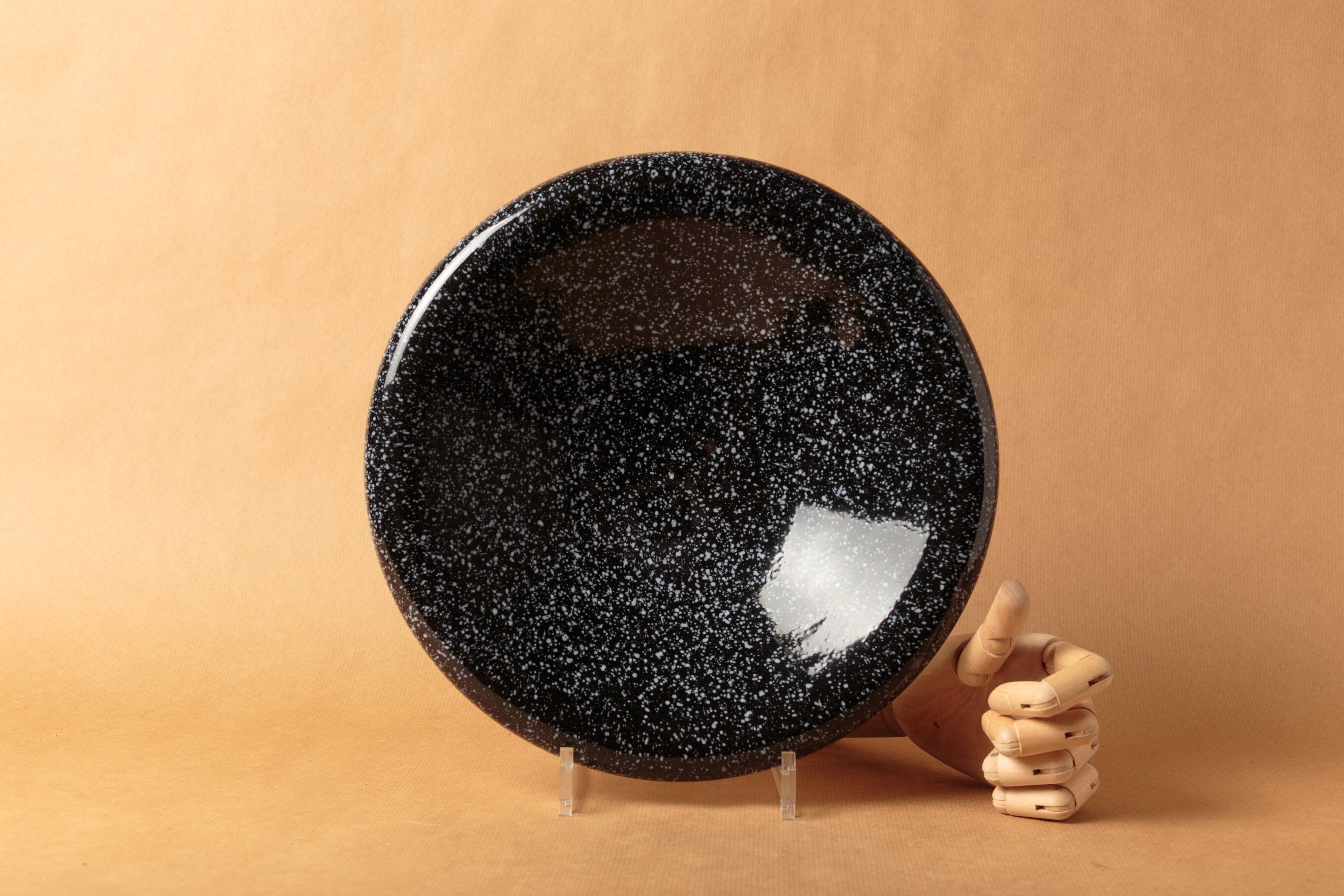 Dish ceramic vintage 1980 black chiné white