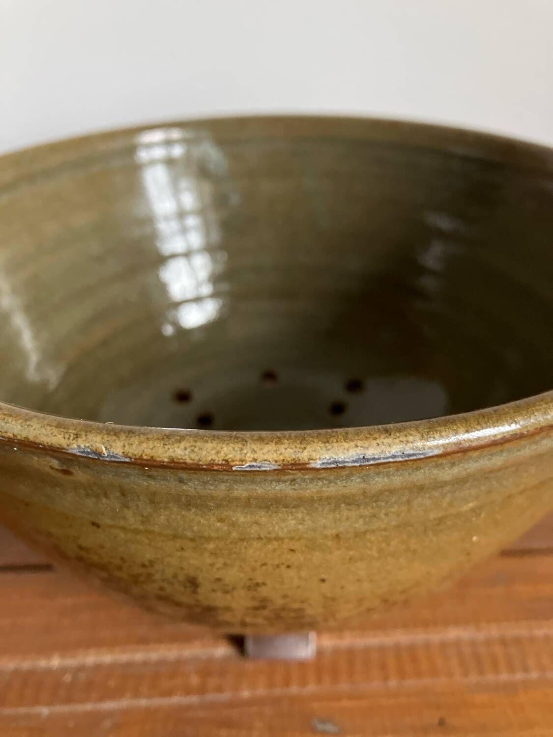 Stoneware dish strainer