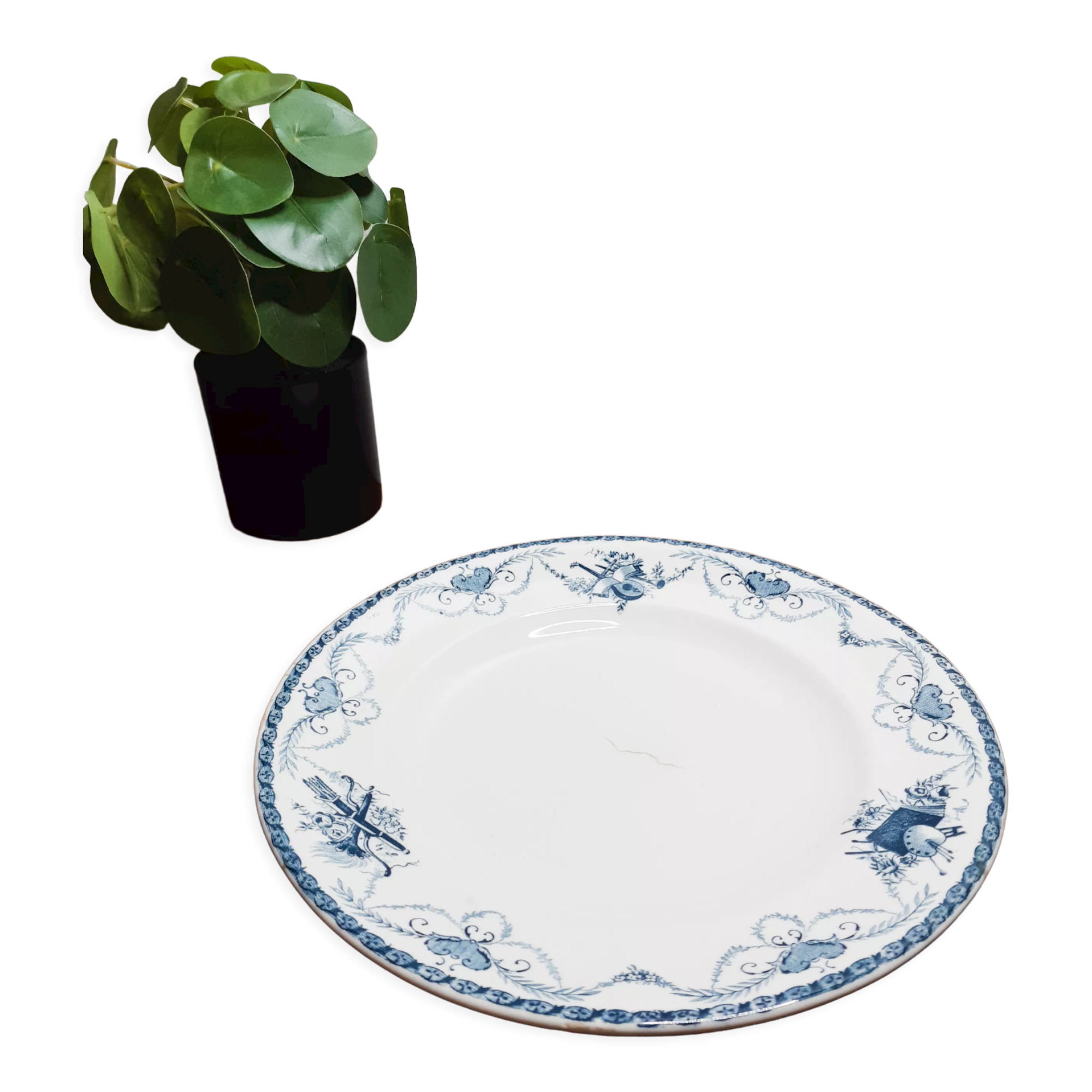 Longwy iron earth flat plate, blue Lavoisier model