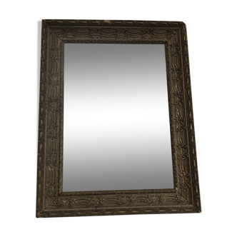 Small carved mirror 22x32cm