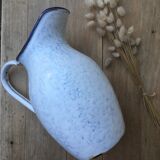 Enamelled sheet metal broc