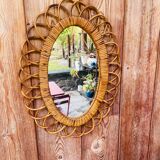 Vintage oval rattan mirror from the 60s/70s.