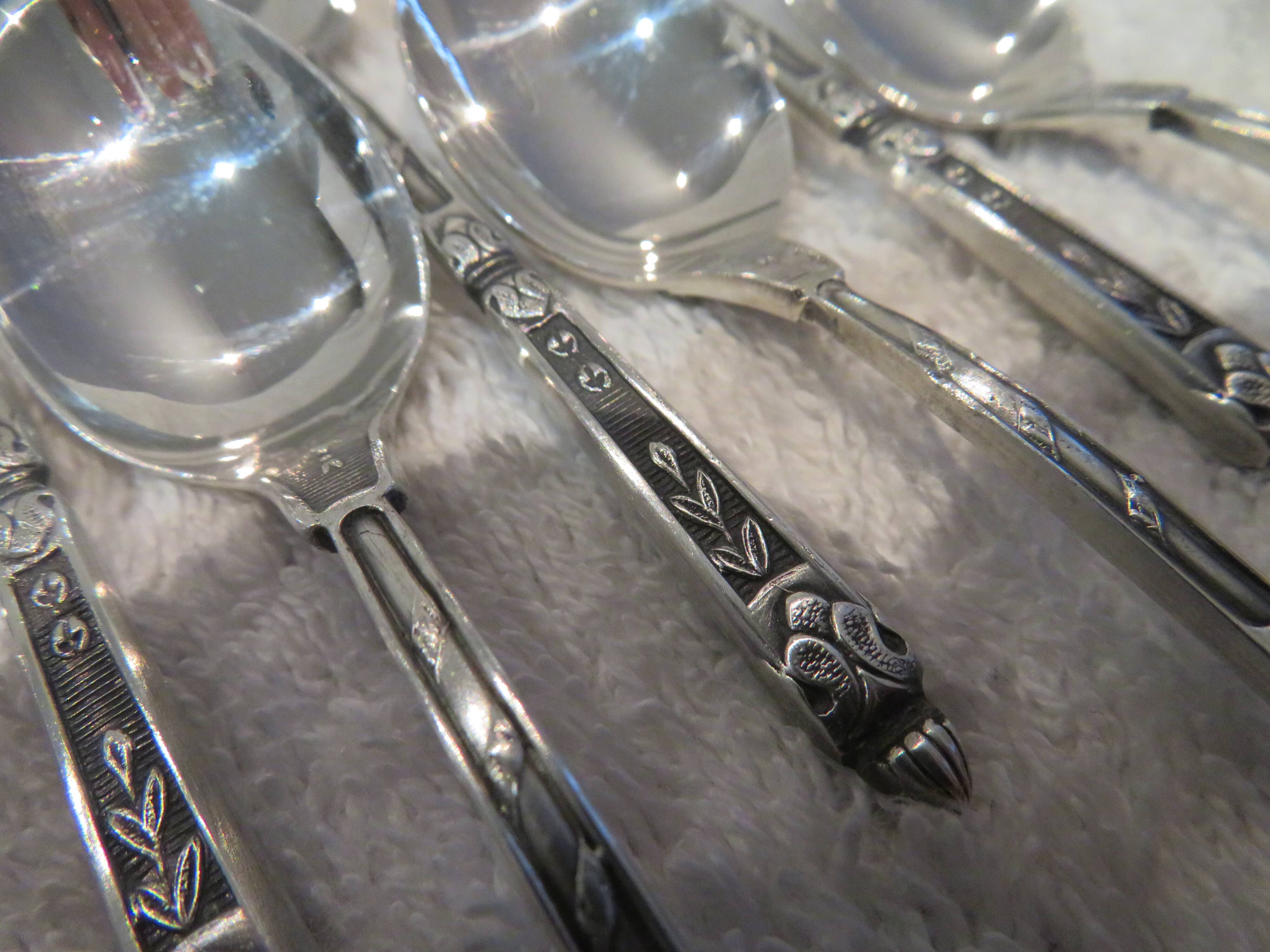 12 silver-plated mocha spoons with goldsmith Manulor Russian handle 10.6cm