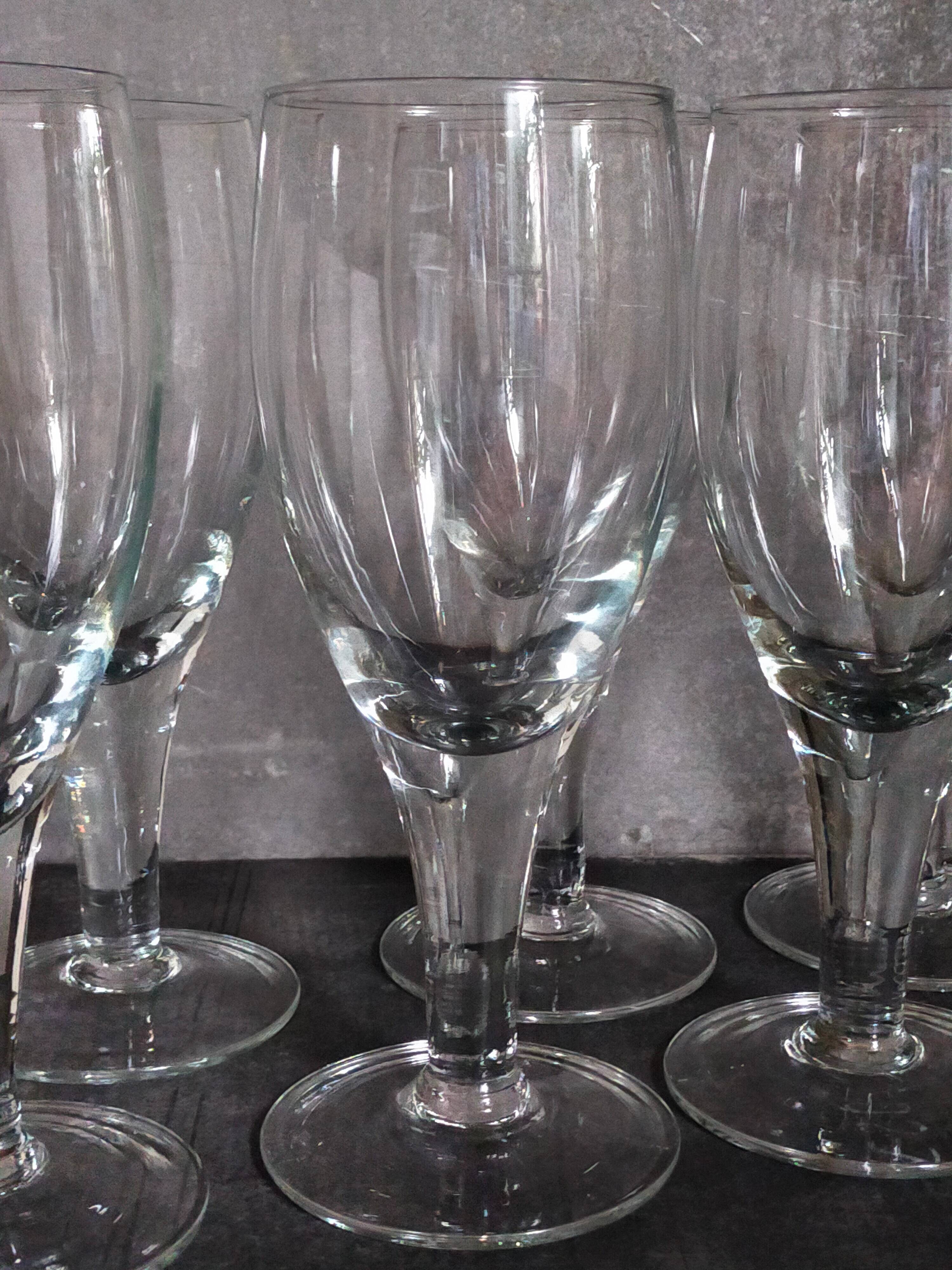 Six XXL blown glass stemmed glasses