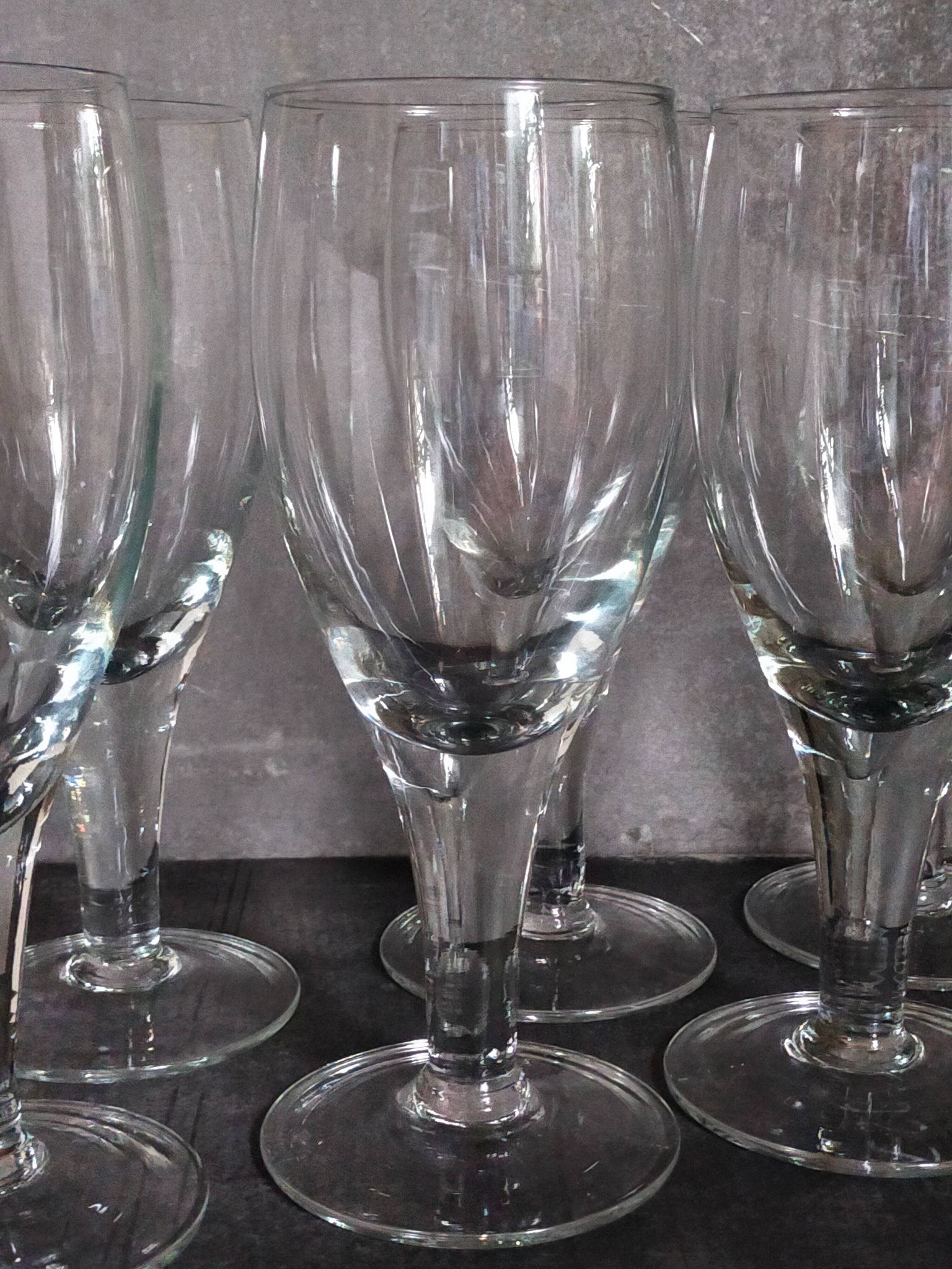 Six verres à pieds en verre soufflé XXL