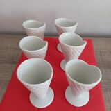 Ice cream cups with cone effect