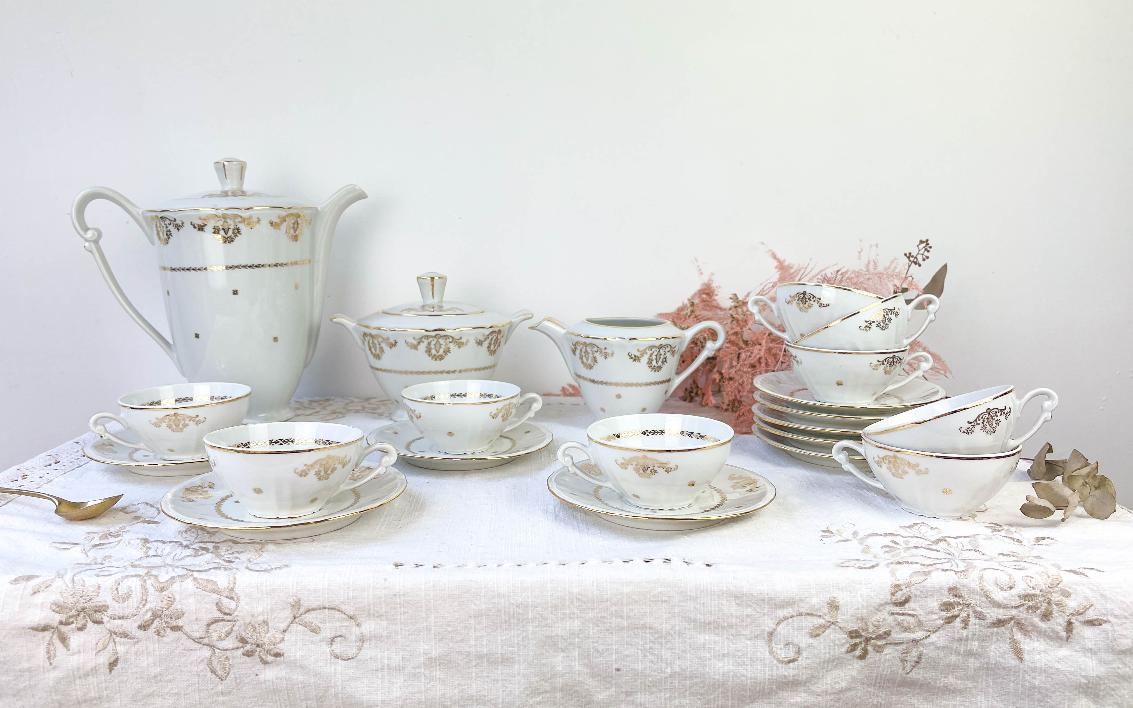 Vintage tea set in golden white porcelain CHAUVIGNY LIMOGES