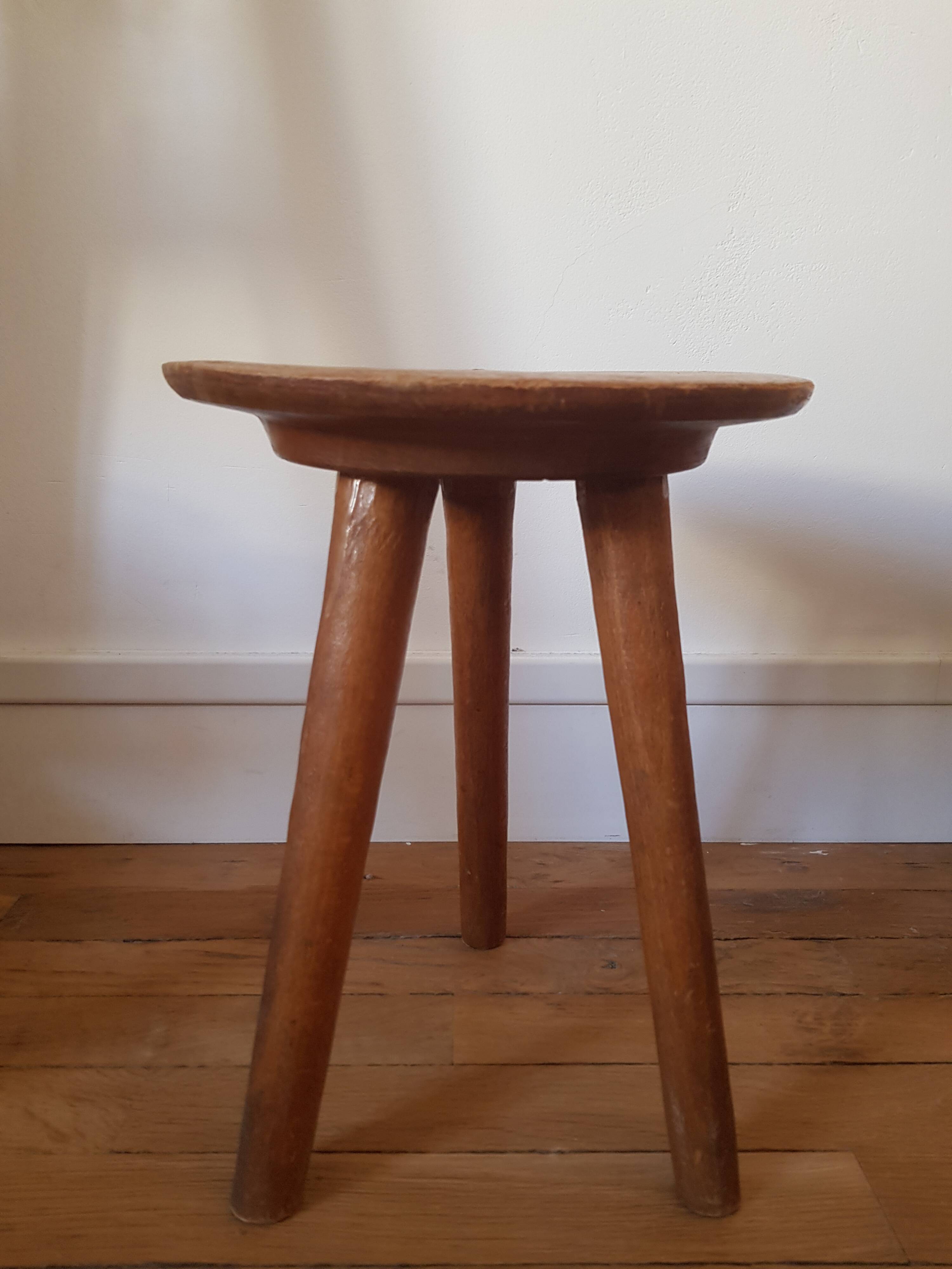 60s tripod stool